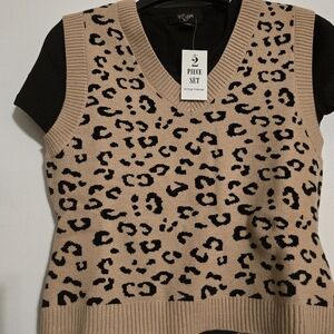 2-Piece Girls Leopard Print Sweater Vest Set - Beige/Black